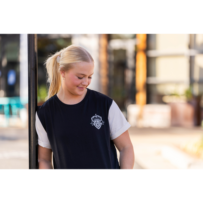 Camiseta con bloques de color en blanco y negro de Washington Spirit